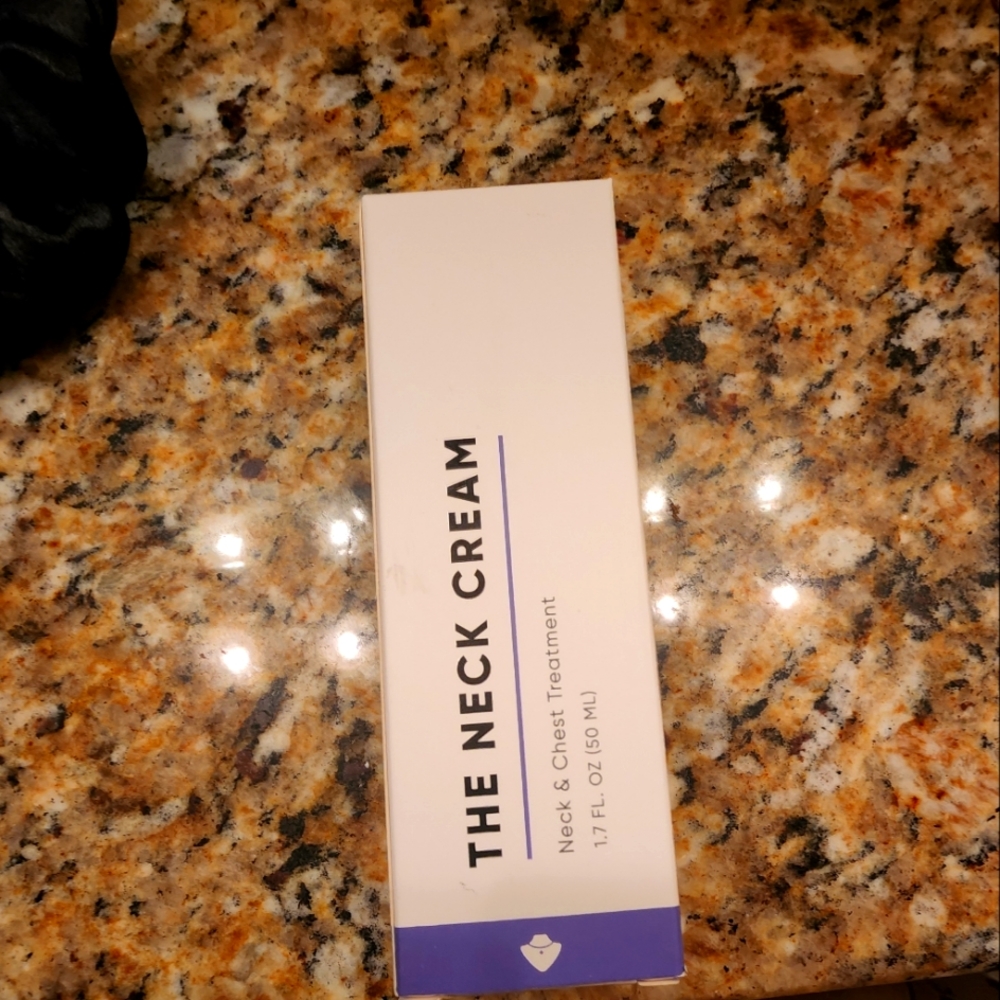 Musely Neck Cream